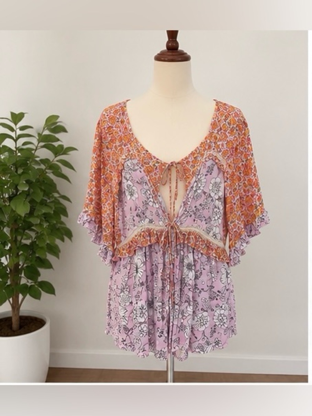 ASOS Design Floral Boho Romper Pink Orange Tie Back Flutter Sleeve Size US 6
